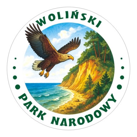 Okrągła, wodoodporna naklejka Woliński Park Narodowy z orłem bielikiem, jako symbol parku.