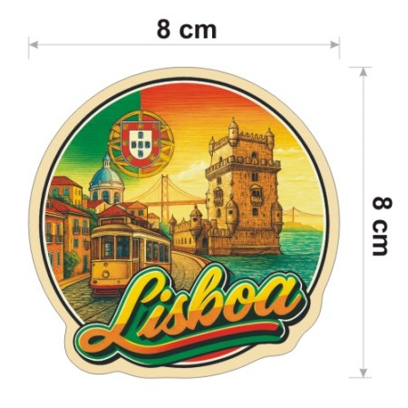 Kolorowa, wodoodporna naklejka o średnicy 8 cm. Naklejka przedstawia kilka elementów Lizbony, flagę Portugalii w tle i napis Lisboa.